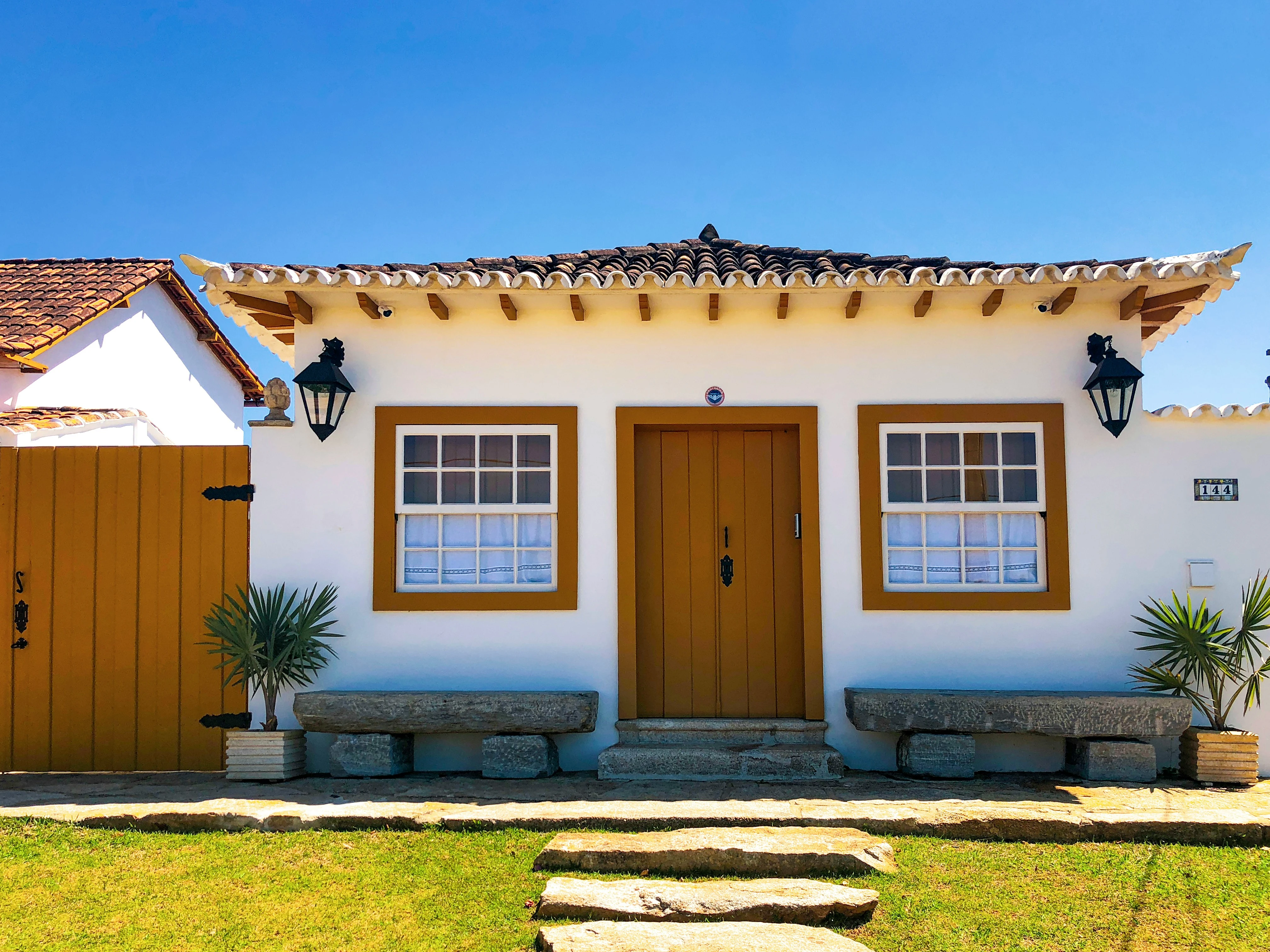 Casa - Residências unifamiliares